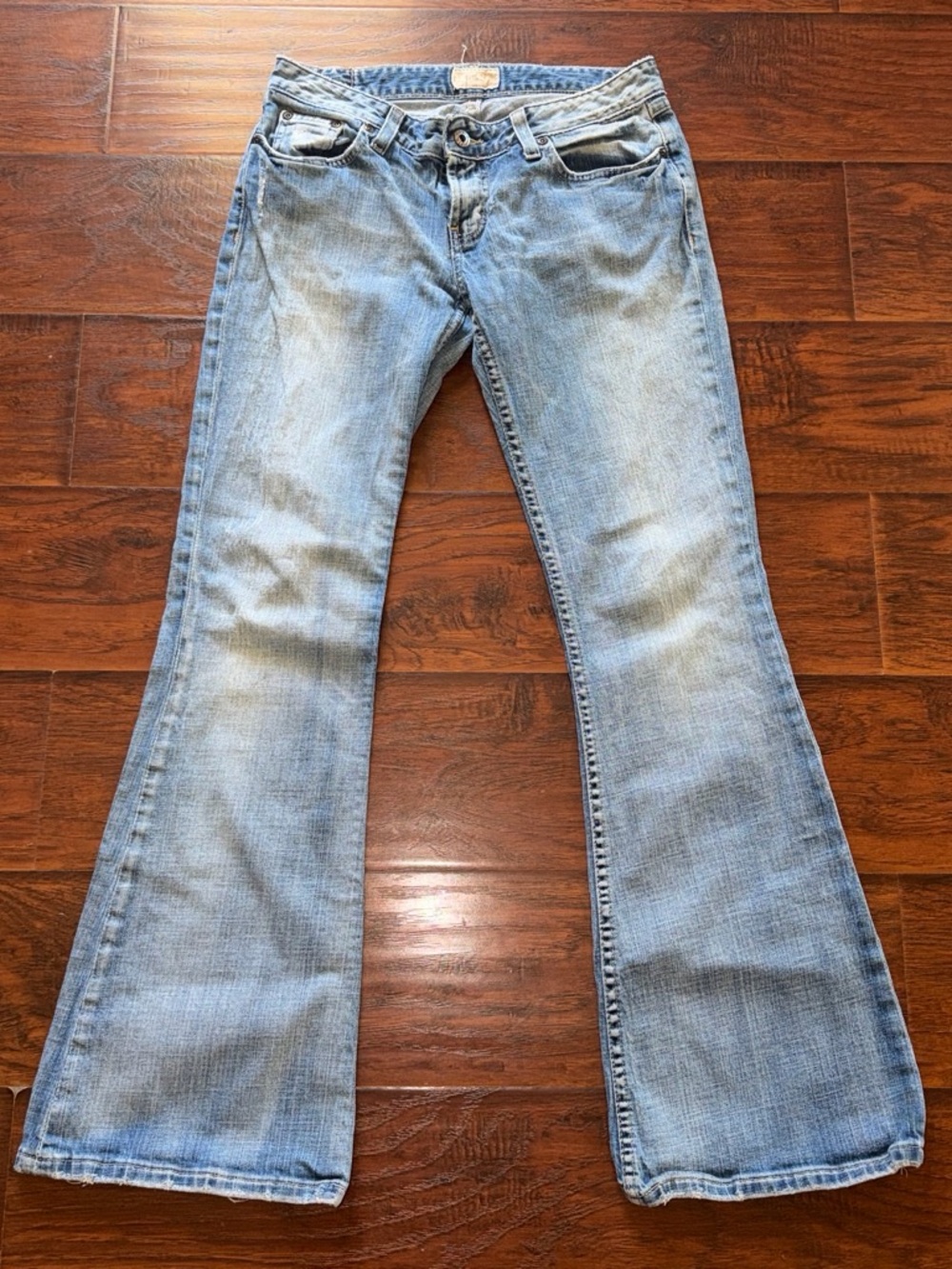 Vintage BKE Women's Light Blue Flare Jeans